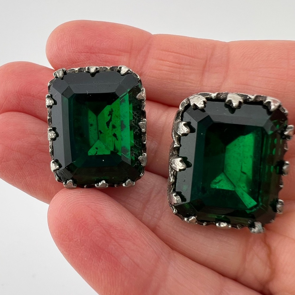 Vintage Emerald Green Faceted Plastic Clip On Earrings Large Statement